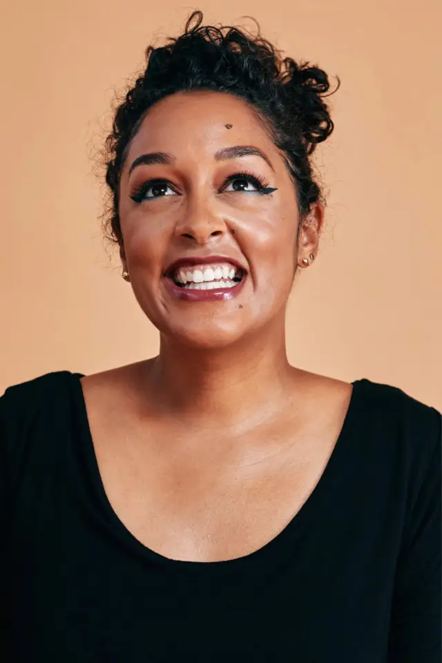 Фото Ив Юинг (Eve Ewing)