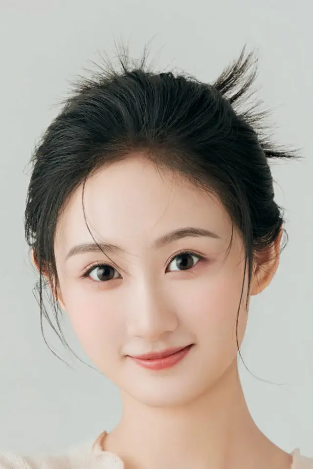 Фото  (Yin Siqi)