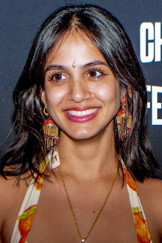 Фото  (Aalisha Jaisinghani)
