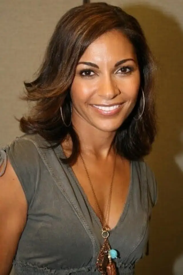 Фото Салли Ричардсон-Уитфилд (Salli Richardson-Whitfield)