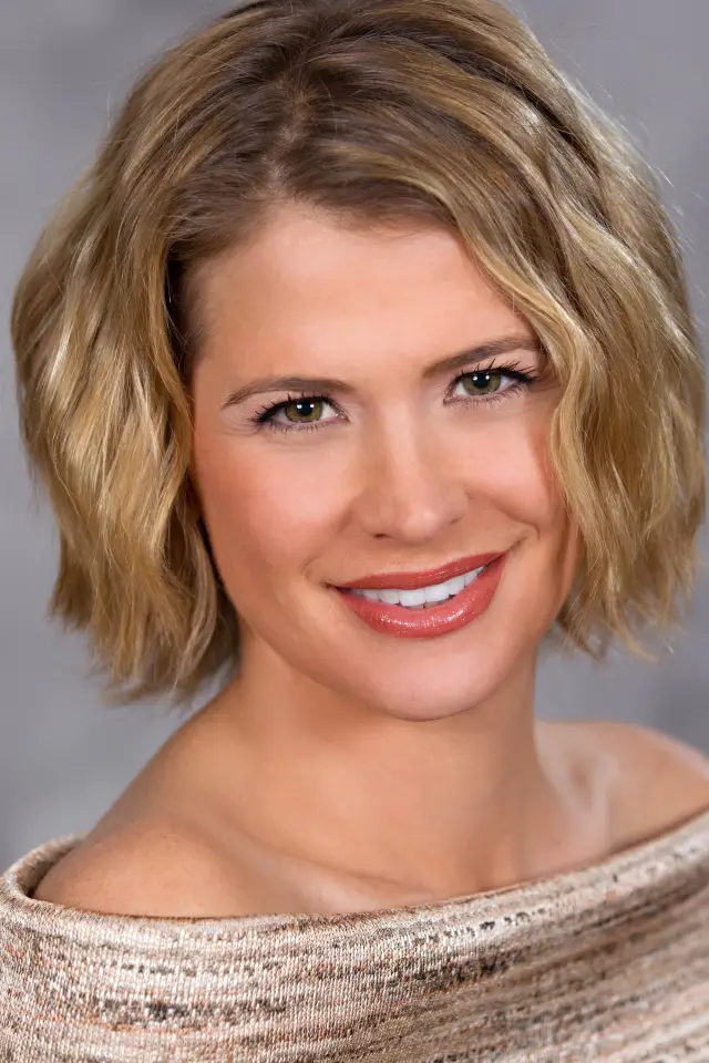 Фото Кристи Суонсон (Kristy Swanson)