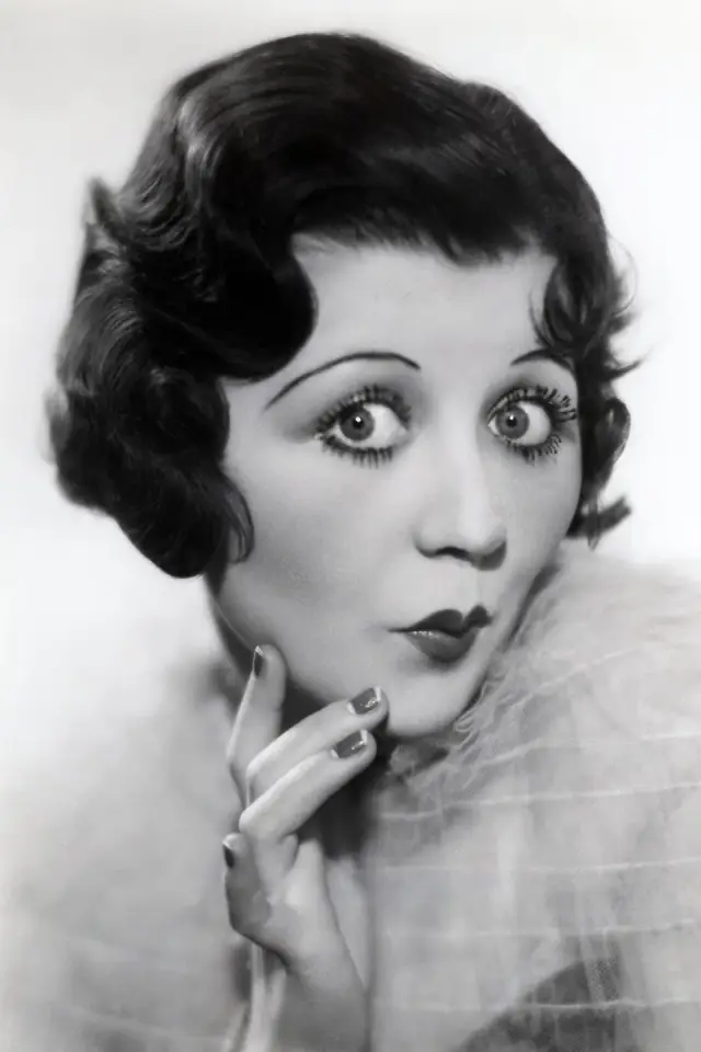 Фото Мэй Квестел (Mae Questel)