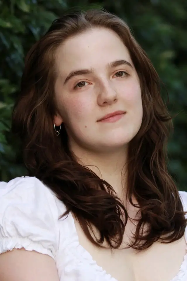 Фото  (Bedelia Lowrencev)