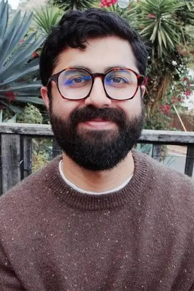 Фото  (Ajon Singh)