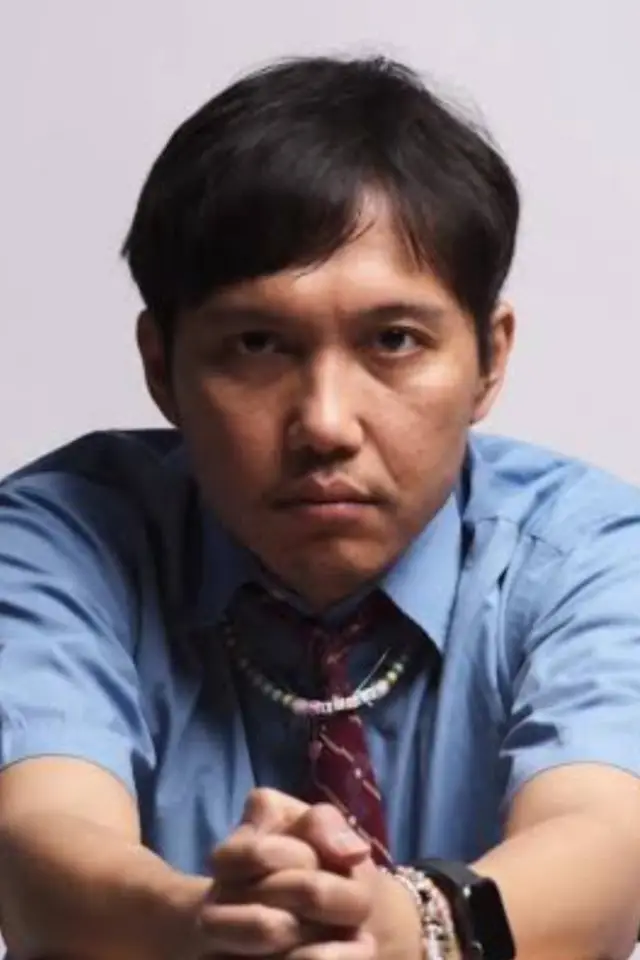 Фото  (Kukuh Adi Danisworo)