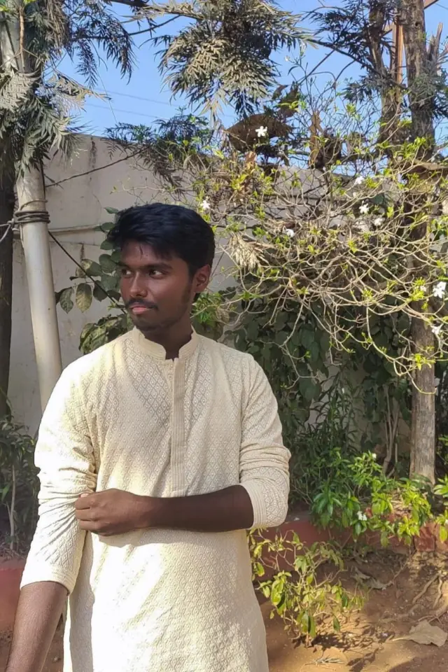 Фото  (Adithya Kiran Thigulla)