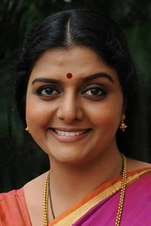 Фото Бхануприя (Bhanupriya)