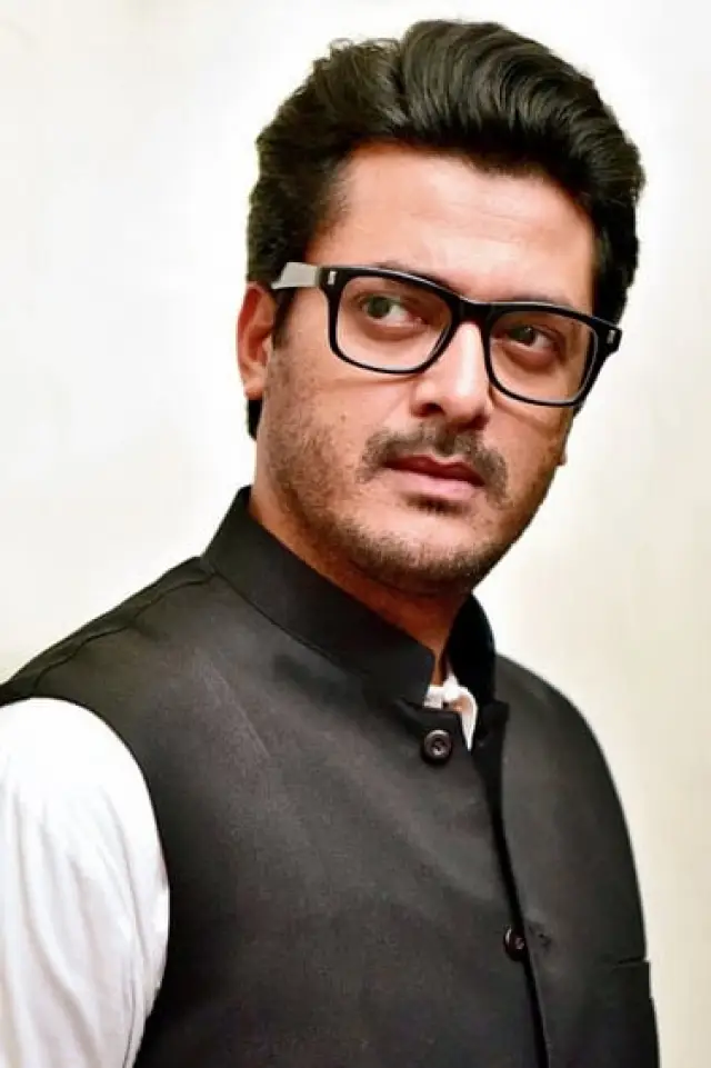 Фото Джишшу Сенгупта (Jisshu Sengupta)