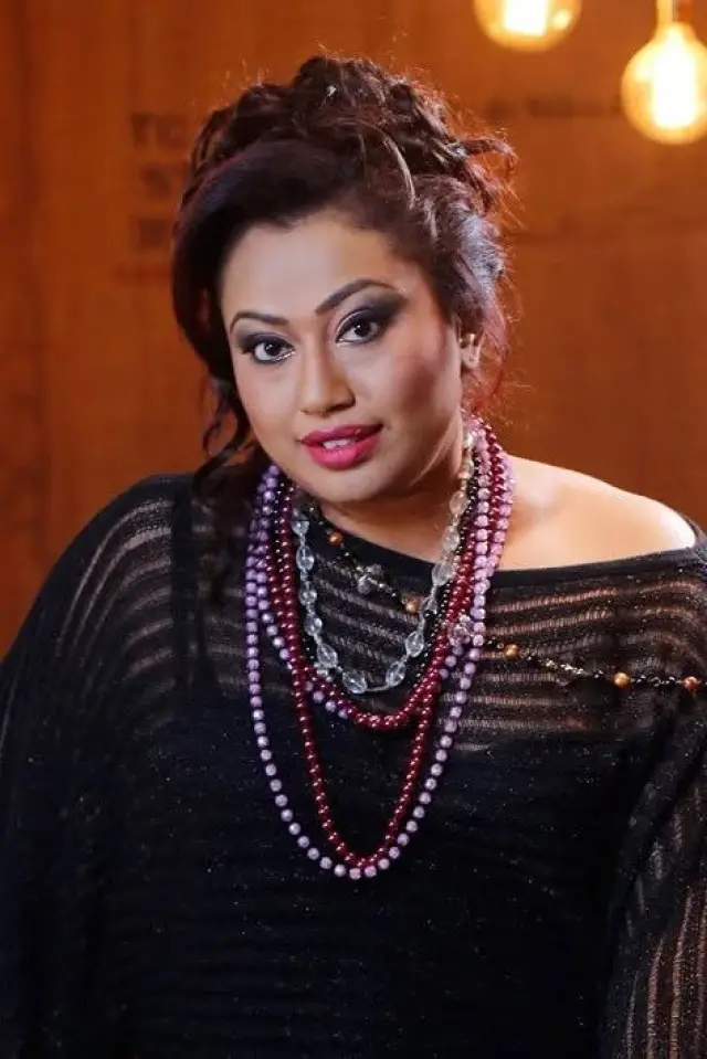Фото  (Nirosha Virajini)
