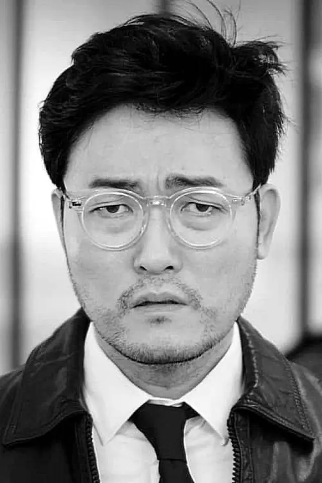 Фото Ли Джун Хёк (Lee Jun-hyeok)