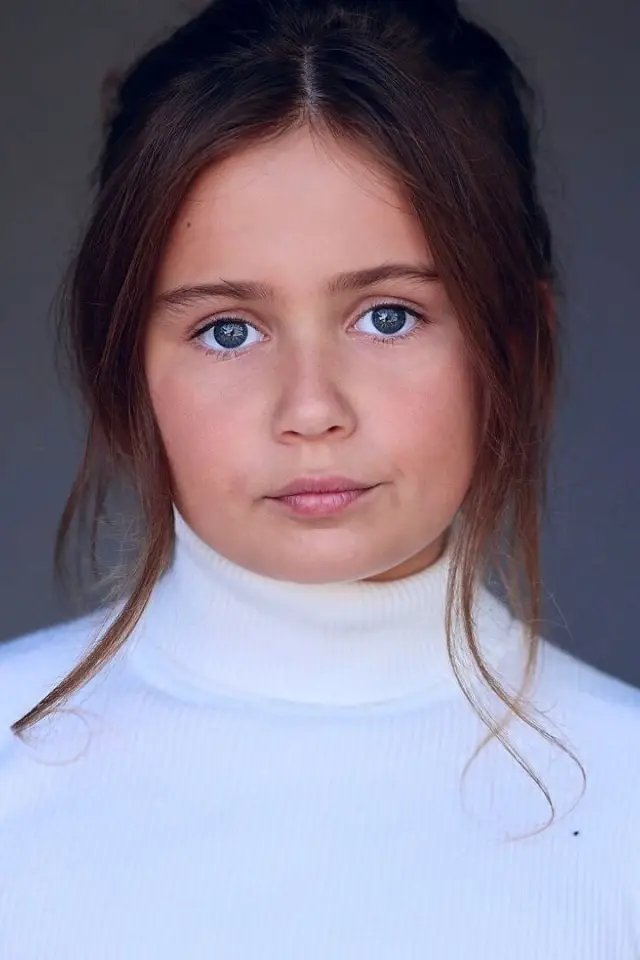 Фото  (Caroline Brauner)