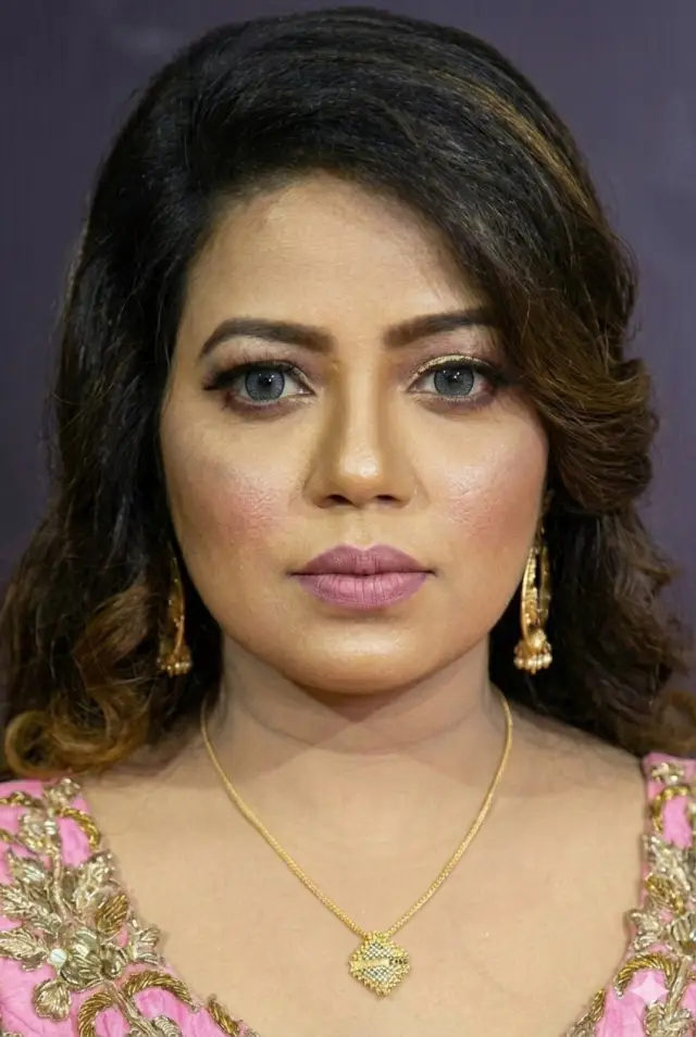 Фото  (Dilshad Nahar Kona)