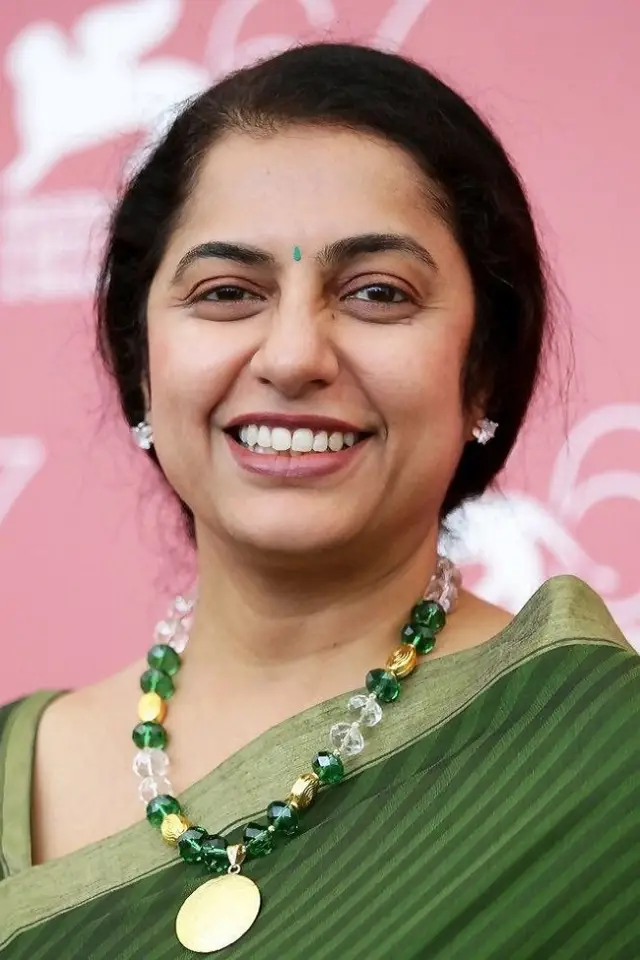 Фото Сухасини Маниратнам (Suhasini Maniratnam)