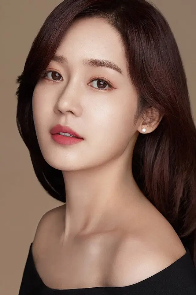 Фото  (Sung Yu-ri)