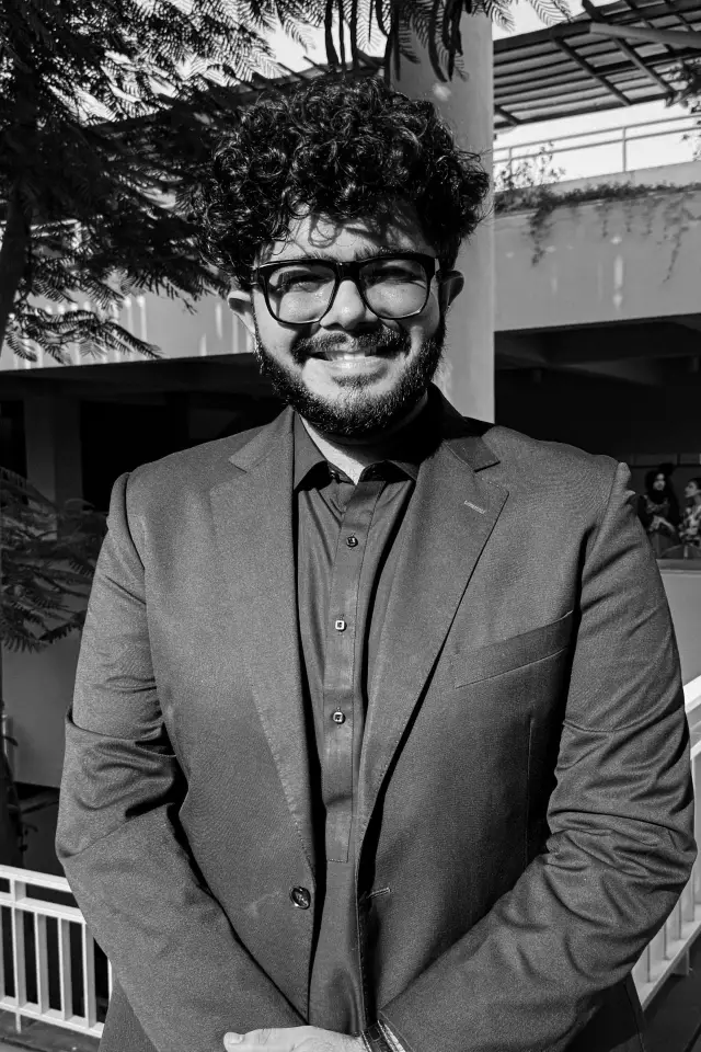 Фото  (Aziz Narsi)