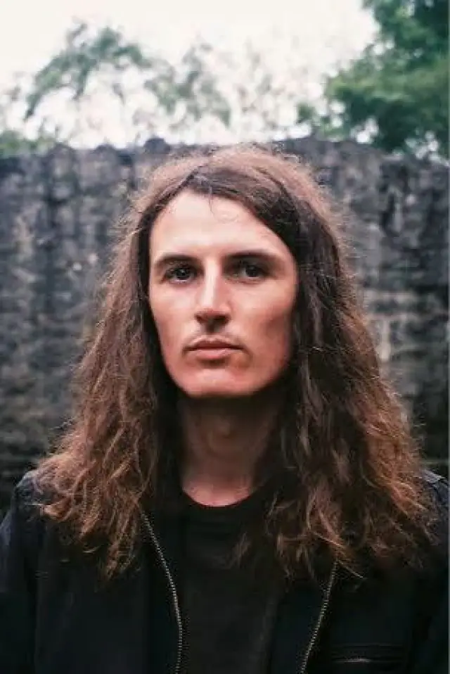Фото  (Jim Ghedi)