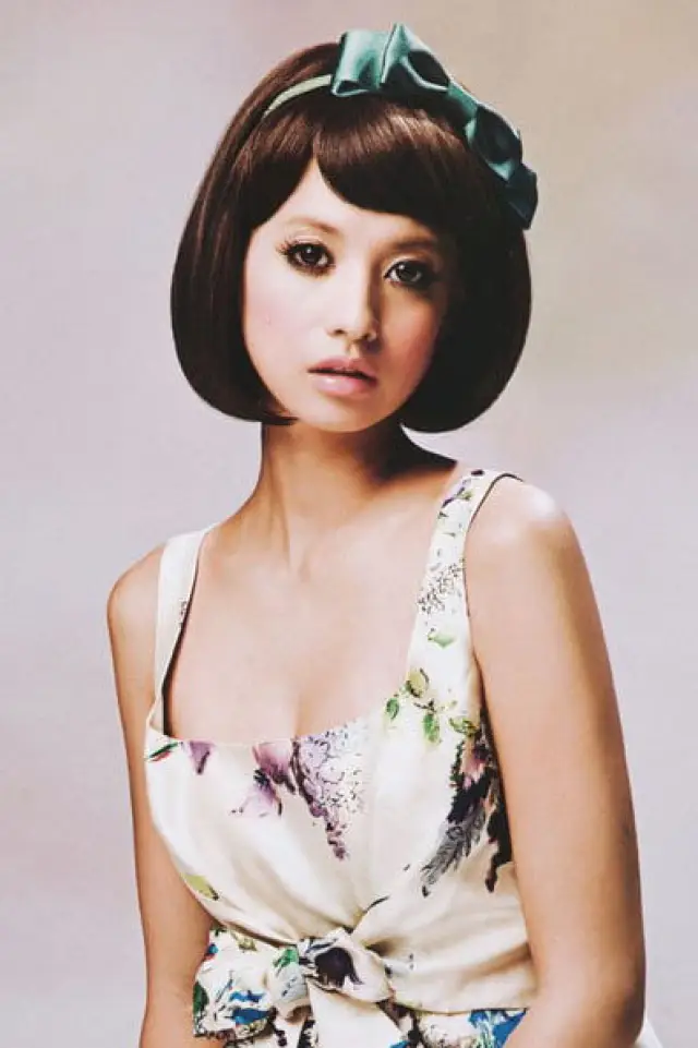 Фото  (Hinano Yoshikawa)