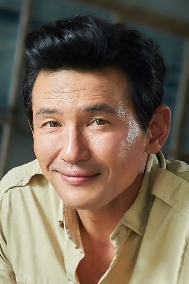 Фото Хван Чон Мин (Hwang Jung-min)