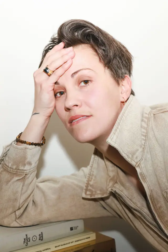 Фото  (Moll Jean Nye)