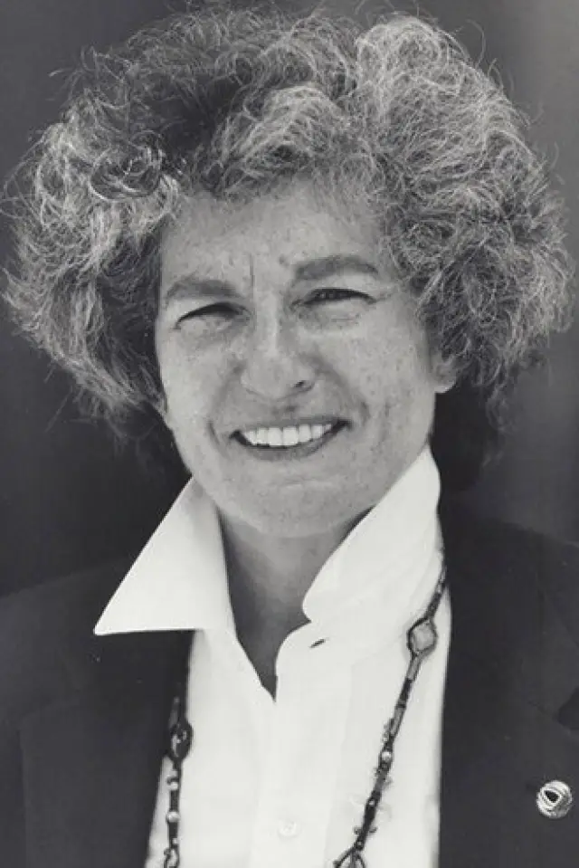Фото  (Blanche Wiesen Cook)