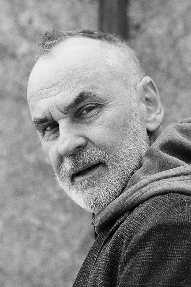 Фото  (Daniel MacIvor)