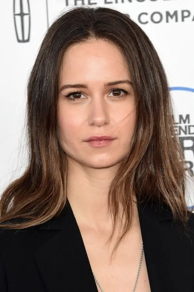 Фото Кэтрин Уотерстон (Katherine Waterston)