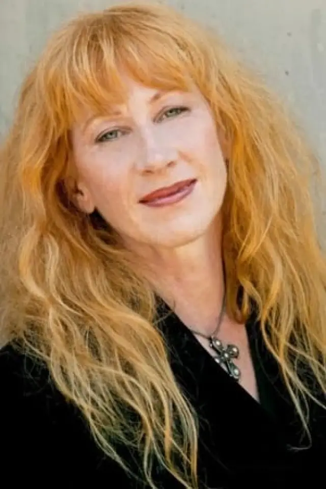 Фото Лорина МакКеннитт (Loreena McKennitt)