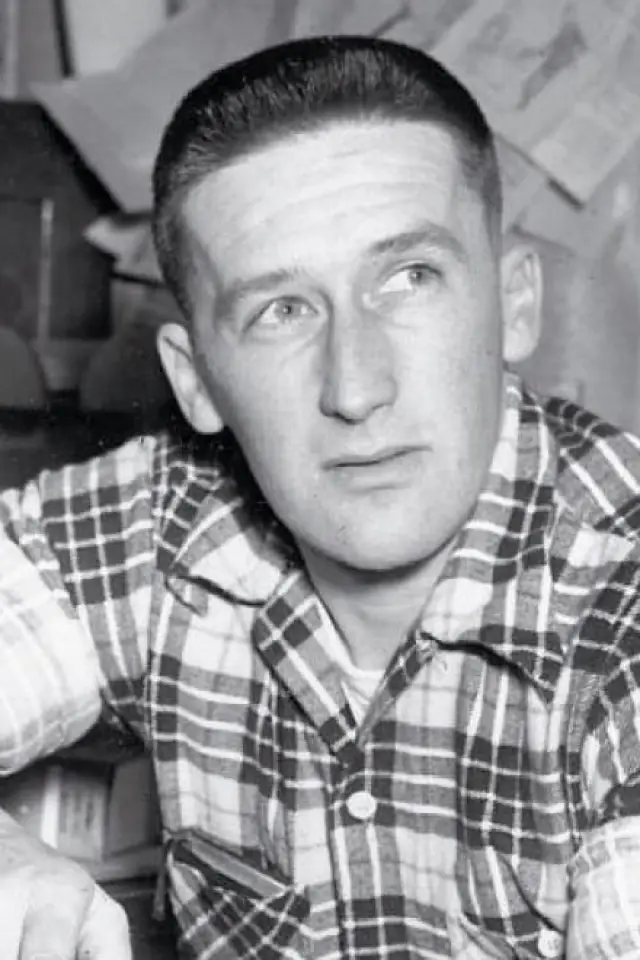 Фото  (Mickey Spillane)