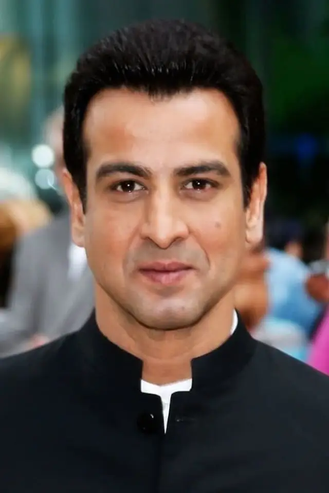 Фото Ронит Рой (Ronit Roy)