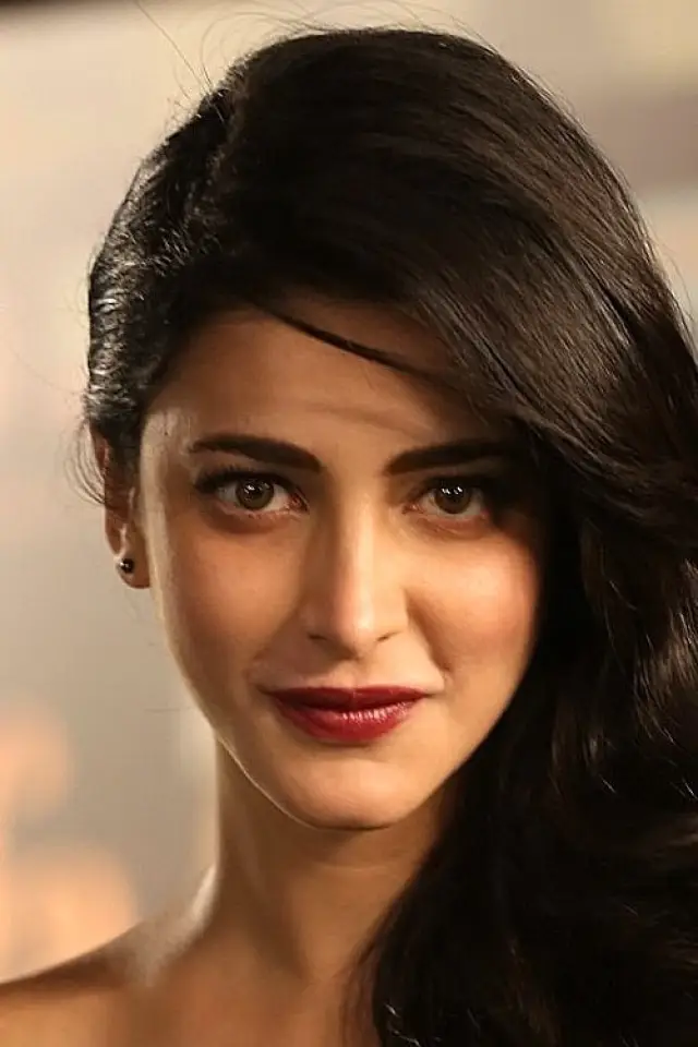 Фото Шрути Хаасан (Shruti Haasan)