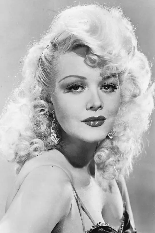 Фото Мэрион Мартин (Marion Martin)