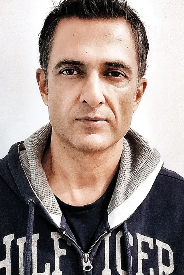 Фото Санджай Сури (Sanjay Suri)