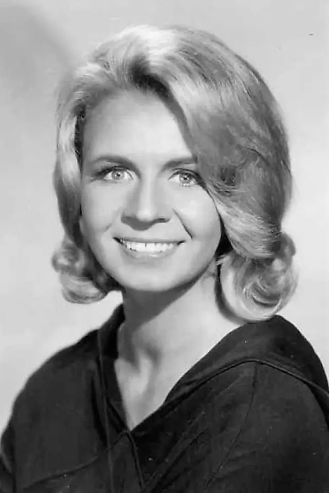 Фото Саломе Йенс (Salome Jens)