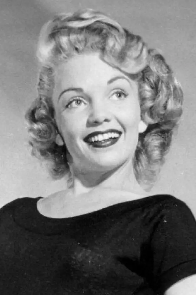 Фото  (June Kenney)