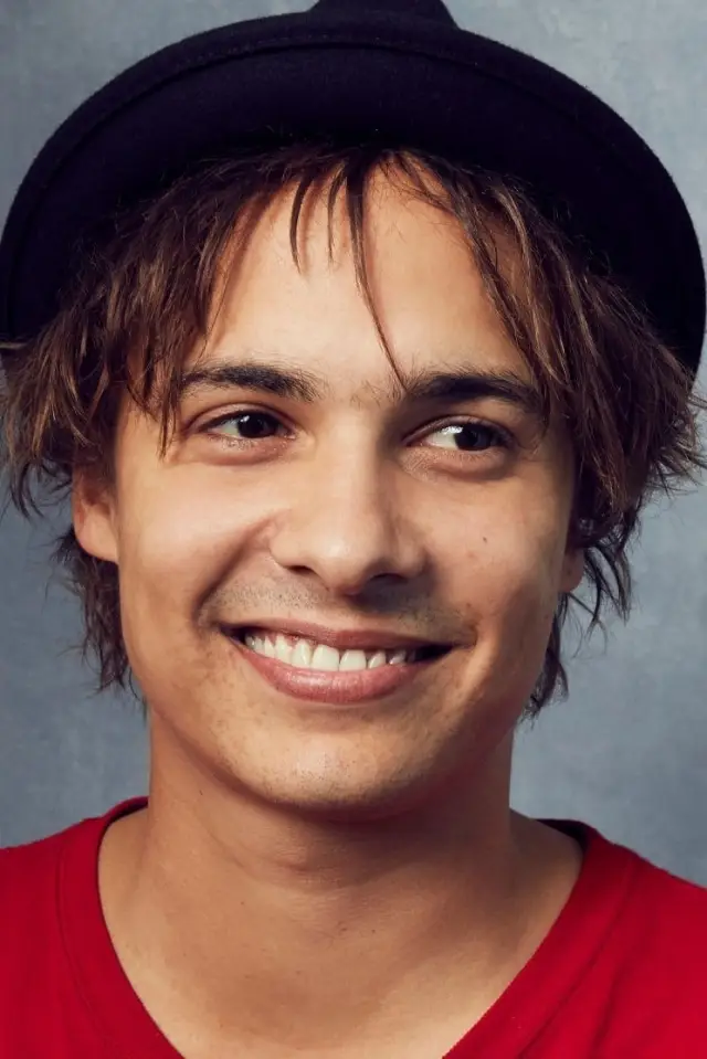 Фото Фрэнк Диллэйн (Frank Dillane)