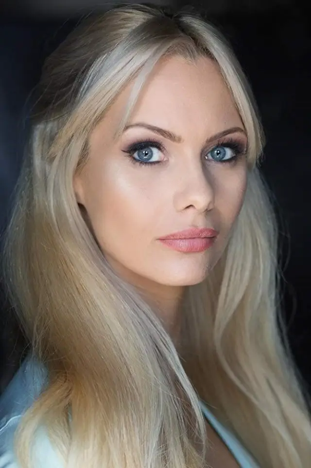 Фото Джессика-Джейн Стаффорд (Jessica-Jane Stafford)