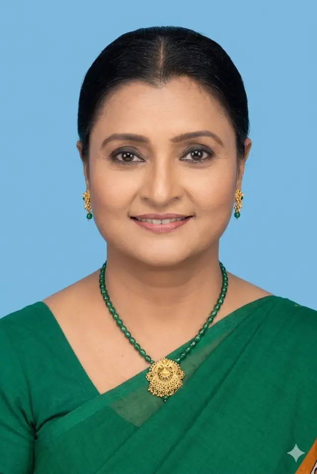 Фото  (Chitralekha Guho)