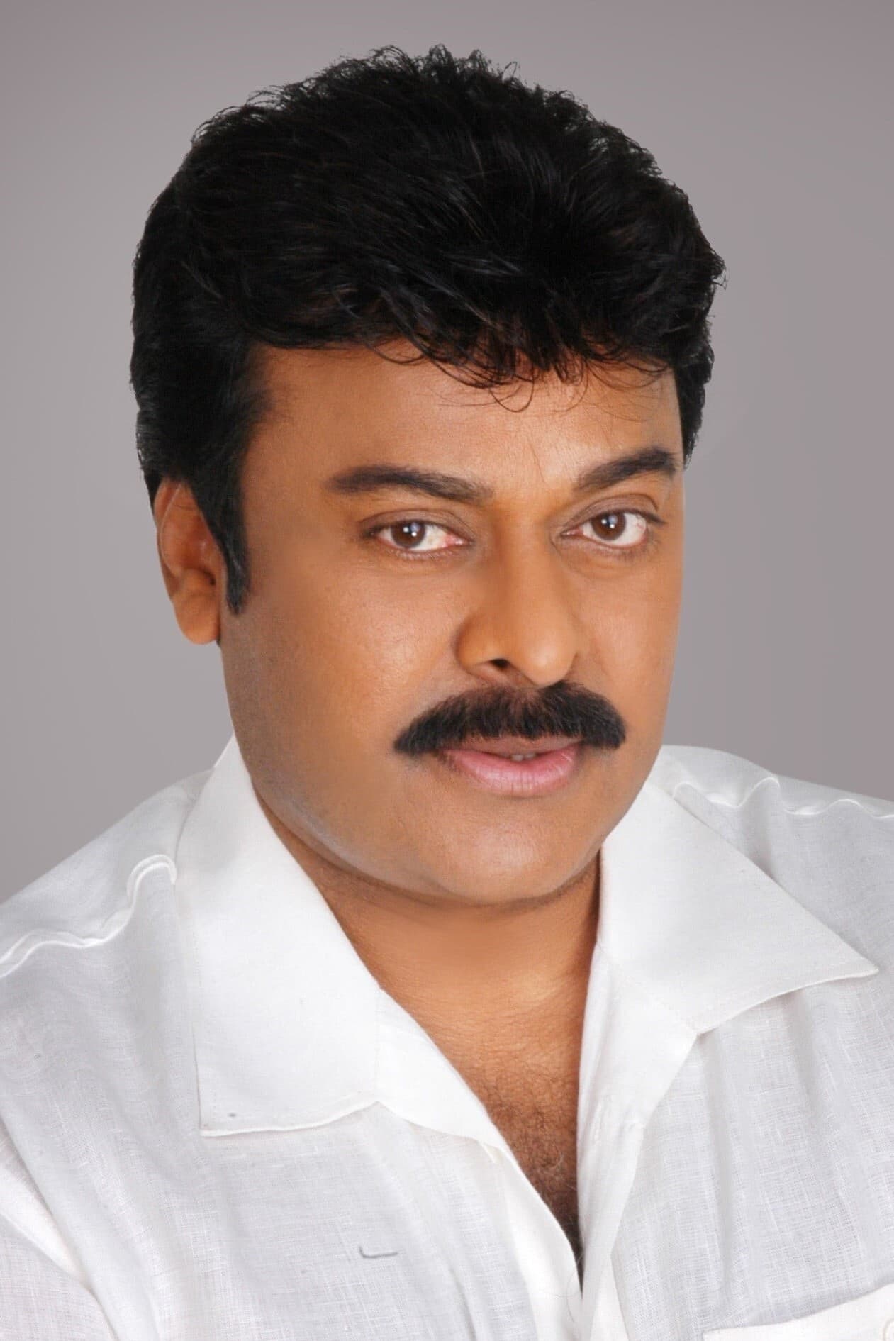 Фото Чираджэ́эви (Chiranjeevi)