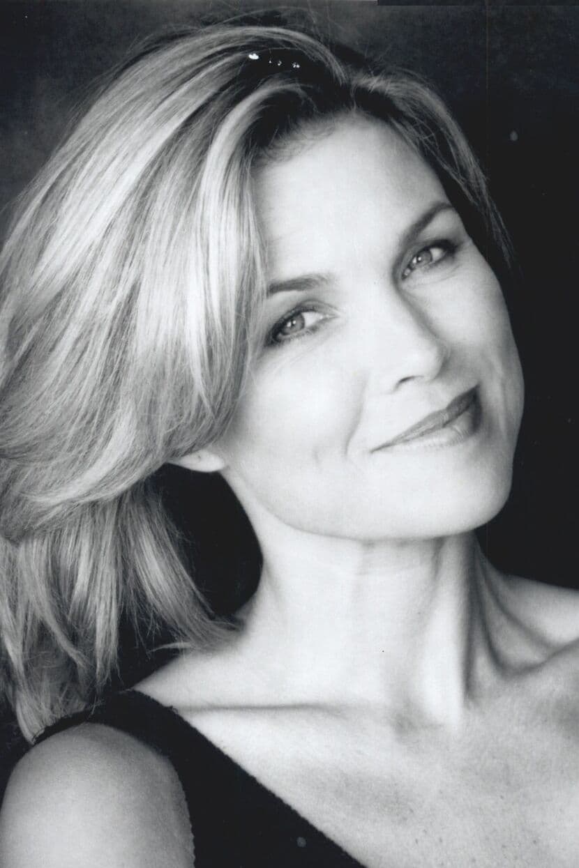 Фото Камилла Мур (Camilla More)