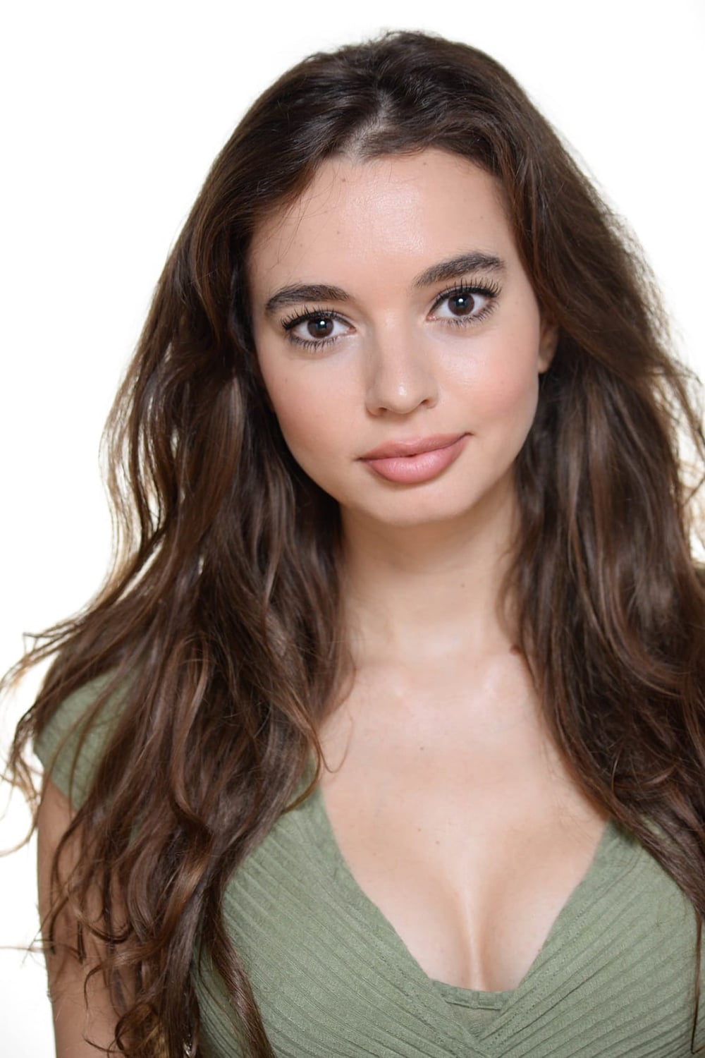 Фото Ингрид Бису (Ingrid Bisu)