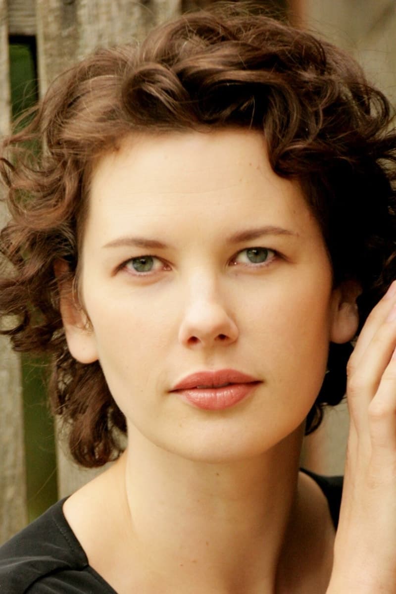 Фото Тиффани Линдалл-Найт (Tiffany Lyndall-Knight)