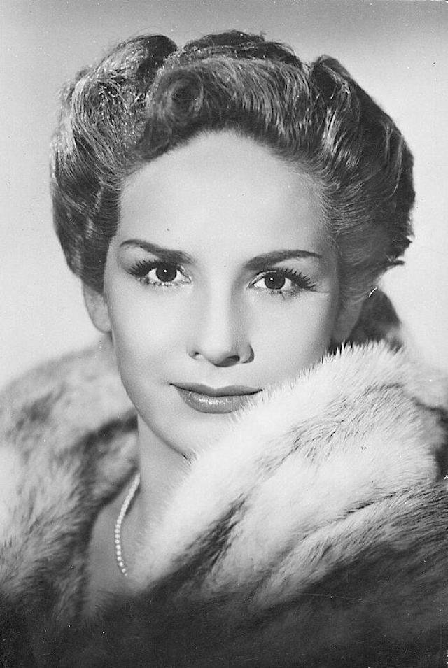 Фото  (Rosita Quintana)