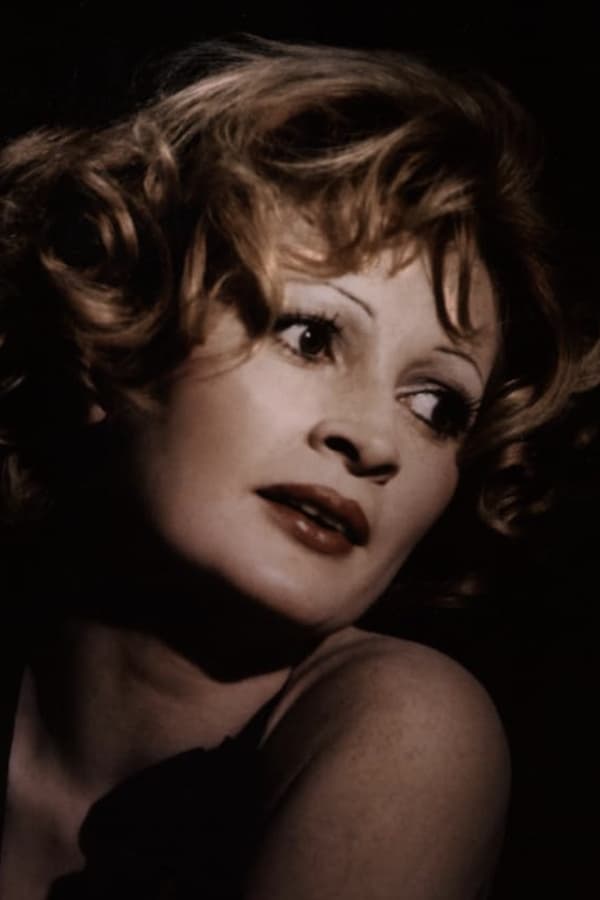 Фото Ингрид Кейвен (Ingrid Caven)