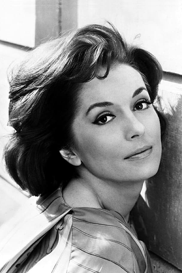 Фото Барбара Шелли (Barbara Shelley)