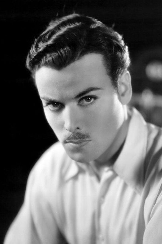 Фото  (Nils Asther)