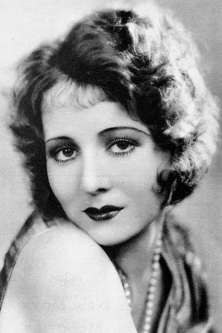 Фото  (Sharon Lynn)