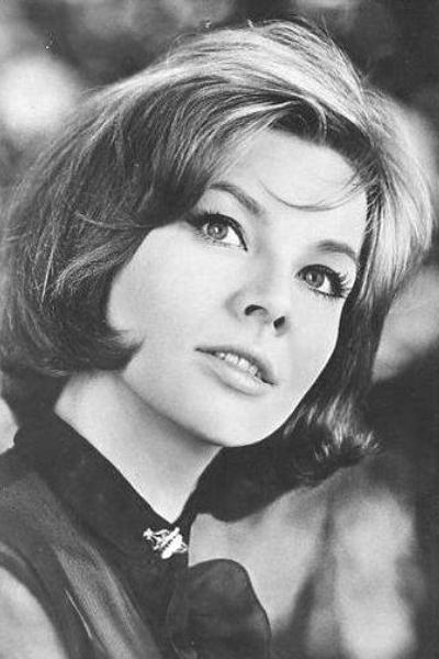 Фото  (Annekathrin Bürger)