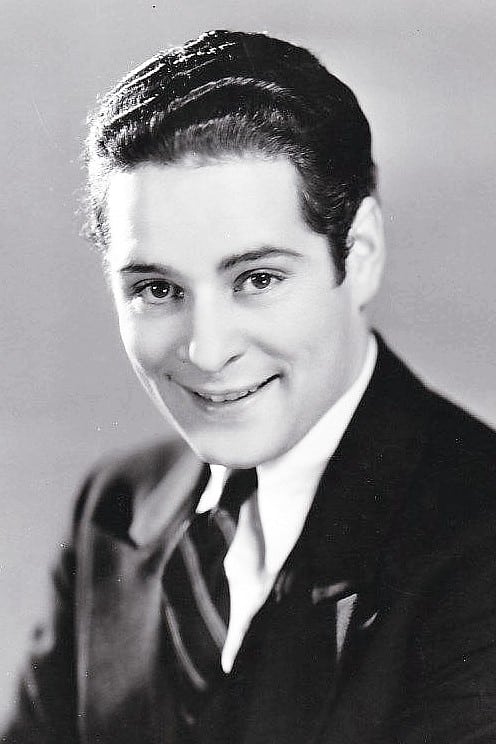 Фото  (Duncan Renaldo)