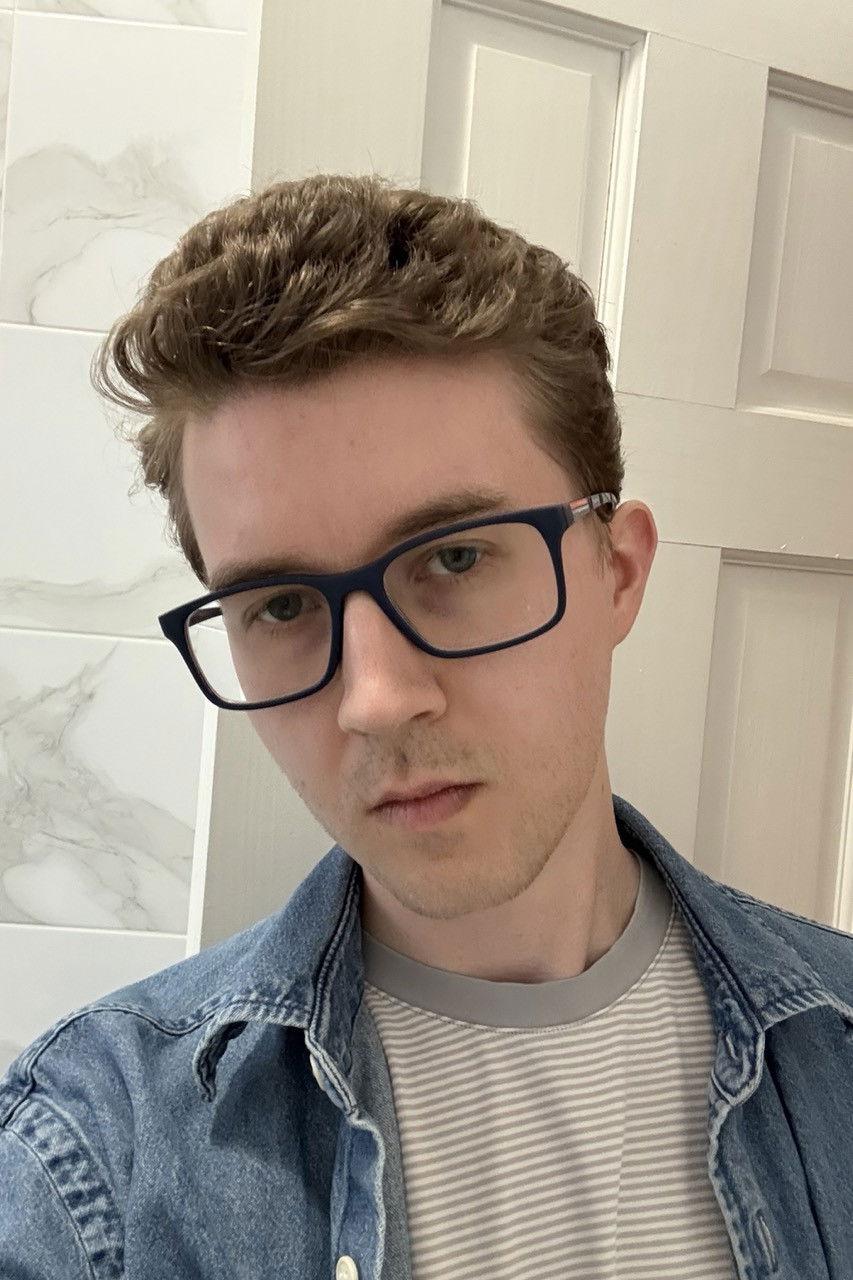 Фото  (Lee A. Ritchie)