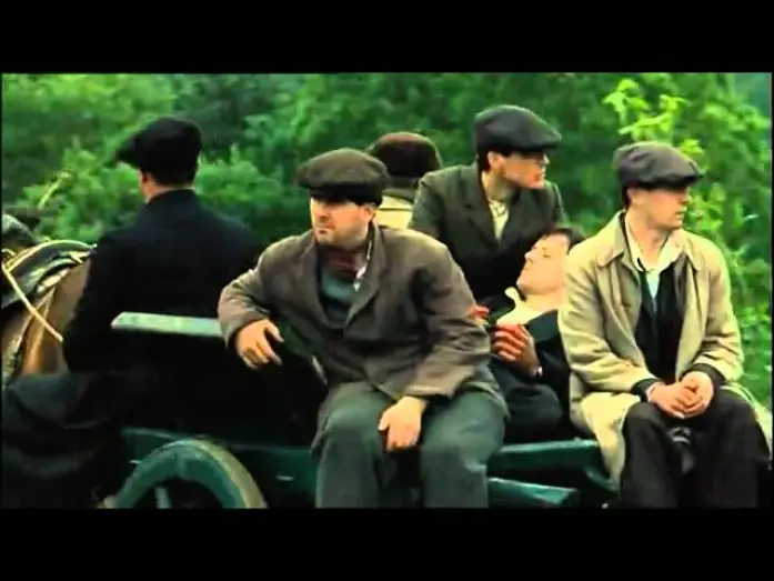 Видео к фильму Ветер, который качает вереск — Official Trailer